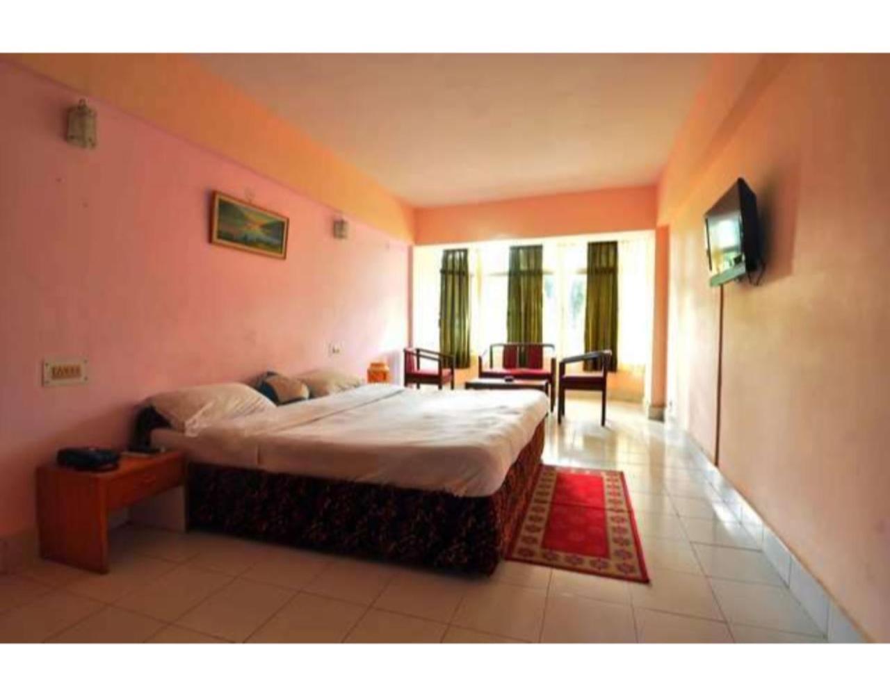 Anamika Hotel Nainital Extérieur photo